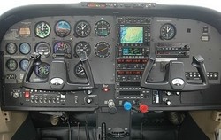 Ce qui est prévu si un commandant de bord meurt en plein vol Ce qui est prévu si un commandant de bord meurt en plein vol