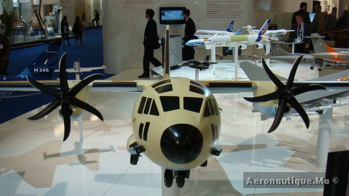 Avion d'Alenia aux couleurs des FRA