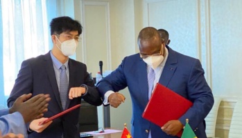 Chine - Congo: Signature d'un accord pour la création d'un centre de maintenance d'aéronefs à Brazzaville Chine - Congo: Signature d'un accord pour la création d'un centre de maintenance d'aéronefs à Brazzaville