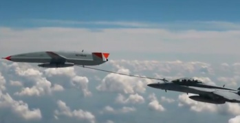 Boeing: Le MQ-25 entre dans l'histoire en tant que premier avion sans pilote à ravitailler un autre avion Boeing: Le MQ-25 entre dans l'histoire en tant que premier avion sans pilote à ravitailler un autre avion