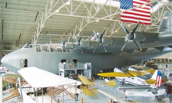 H4 Hercule: L'avion ayant la plus grande envergure au monde H4 Hercule: L'avion ayant la plus grande envergure au monde