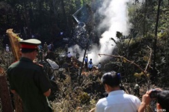 Crash d'un avion militaire au Laos transportant le ministre de la défense Crash d'un avion militaire au Laos transportant le ministre de la défense