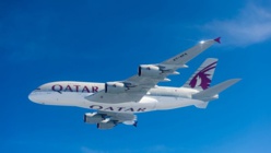 Qatar Airways reçoit le premier des treize A380 commandés à Airbus Qatar Airways reçoit le premier des treize A380 commandés à Airbus