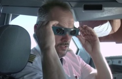 Lufthansa offre quatre minutes d'éclipse solaire à 12400 m d'altitude (Vidéo) Lufthansa offre quatre minutes d'éclipse solaire à 12400 m d'altitude (Vidéo)