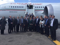 Des députés marocains testent le nouveau Boeing Dreamliner 787 de Royal Air Maroc Des députés marocains testent le nouveau Boeing Dreamliner 787 de Royal Air Maroc
