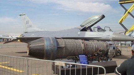 F16 à l'AeroExpo Marrakech F16 à l'AeroExpo Marrakech