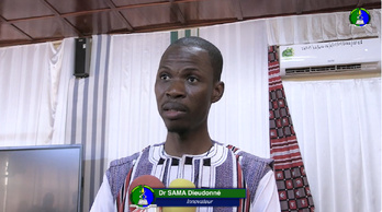 Le Dr Dieudonné SAMA à l’issue de sa soutenance Le Dr Dieudonné SAMA à l’issue de sa soutenance