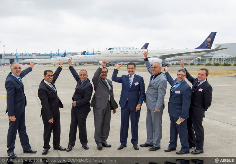 Airbus délivre son premier avion A330-300 Regional à Saudi Arabian Airlines