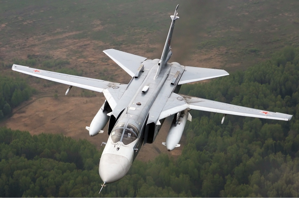 Algérie: Le crash d'un bombardier de type Soukhoï Su-24 fait deux morts