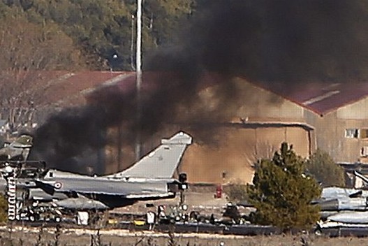 Deux grecs et huit français trouvent la mort après le crash d'un F-16 grec en Espagne