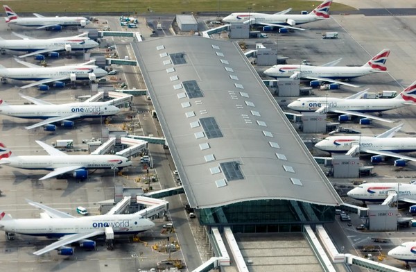 Le RoyaumeUni face à la plus importante panne de contrôle aérien