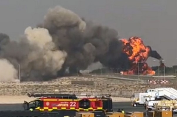 Dubai Airshow 2025 : Un chasseur indien Tejas s'écrase tuant le pilote