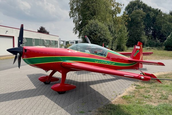 Livraison du premier Extra 300LX destiné à la patrouille acrobatique “Al Massira Al Khadra”