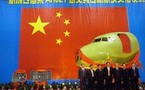 Le premier avion chinois montre son nez