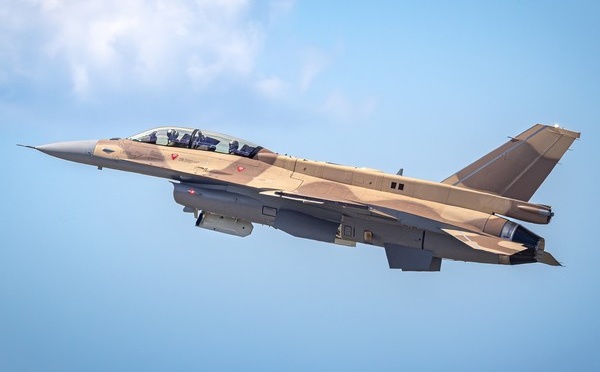 Le premier F-16 Block 72 destiné au Maroc effectue son vol d’essai