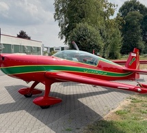 Livraison du premier Extra 300LX destiné à la patrouille acrobatique “Al Massira Al Khadra”
