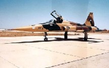 L'avion de chasse F-5 A
