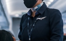 Réussir l'entretien d'hôtesse de l'air et Steward : Exigences et processus pour la demande en ligne