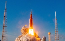 Retour des vols habités lunaires : succès d'Artemis II avec Boeing et Airbus